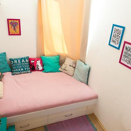 Self Check-In Eco Studio In The Heart Of Buda ブダペスト エクステリア 写真
